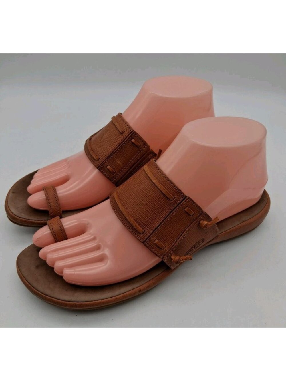 KEEN Womens Sandals Size 7 Brown Leather Toe Loop Slides